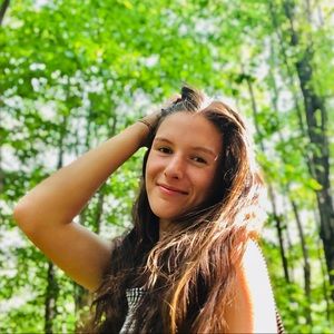 Meet your Posher, Erica